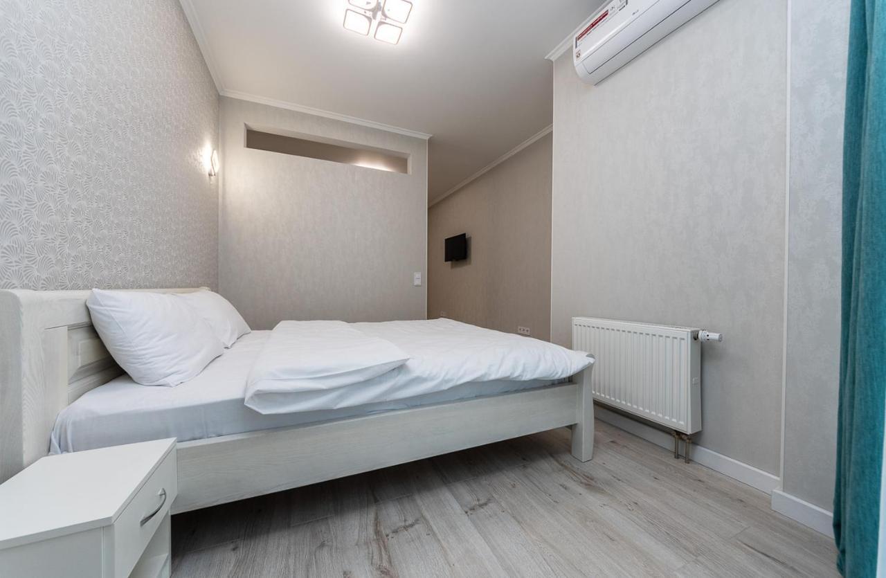 Flatrent Drahomanova 2A Διαμέρισμα Κίεβο Εξωτερικό φωτογραφία