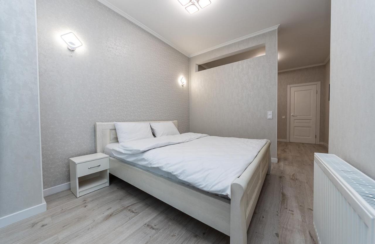 Flatrent Drahomanova 2A Διαμέρισμα Κίεβο Εξωτερικό φωτογραφία