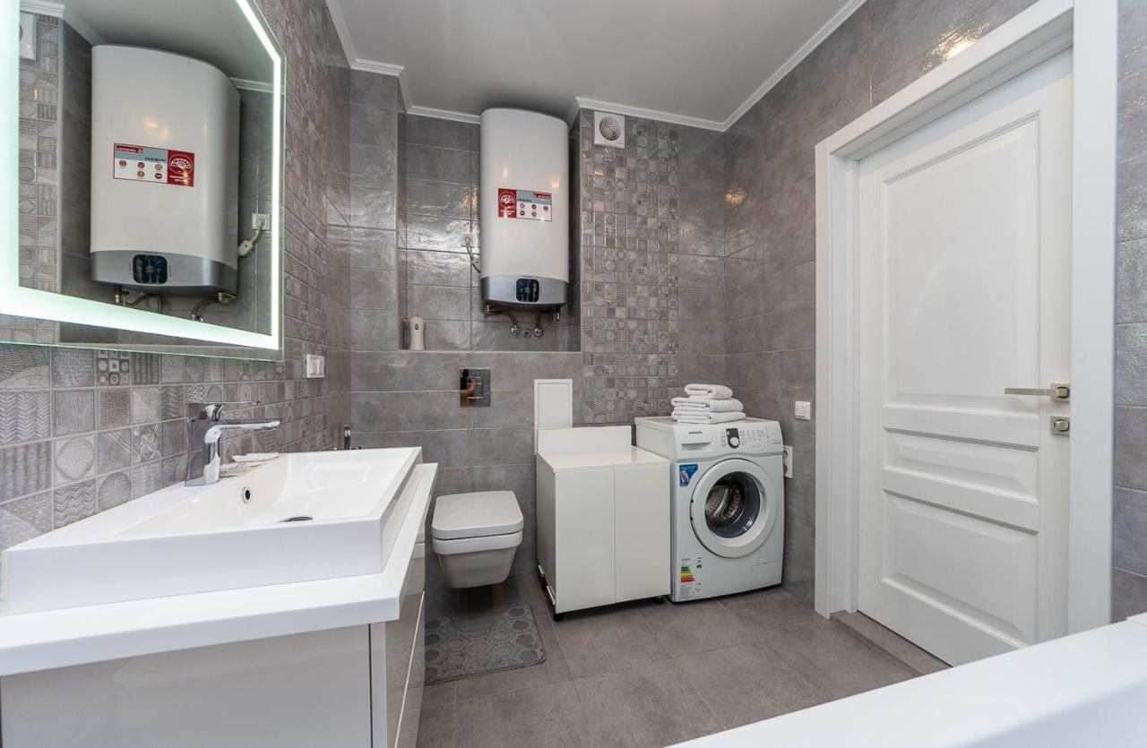 Flatrent Drahomanova 2A Διαμέρισμα Κίεβο Εξωτερικό φωτογραφία