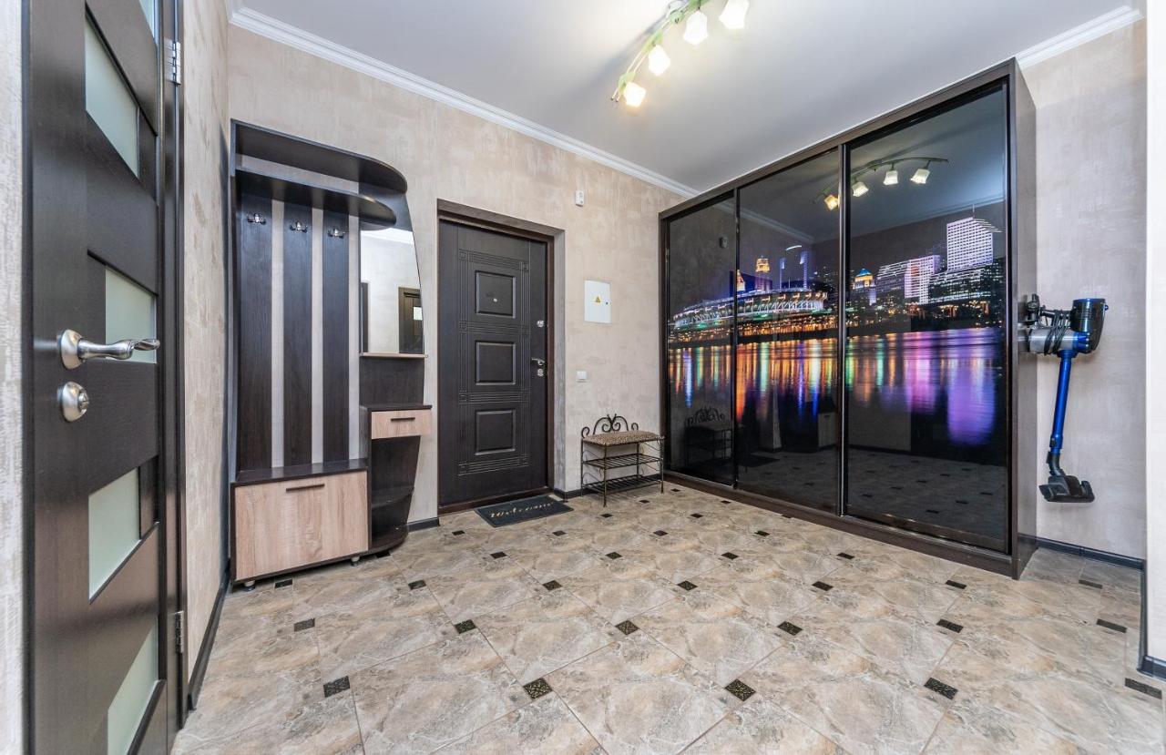 Flatrent Drahomanova 2A Διαμέρισμα Κίεβο Εξωτερικό φωτογραφία